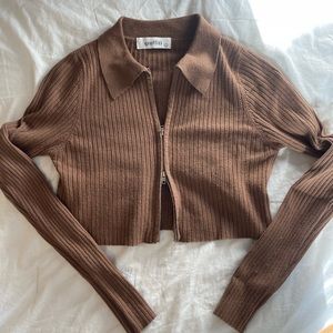 Double zip crop top